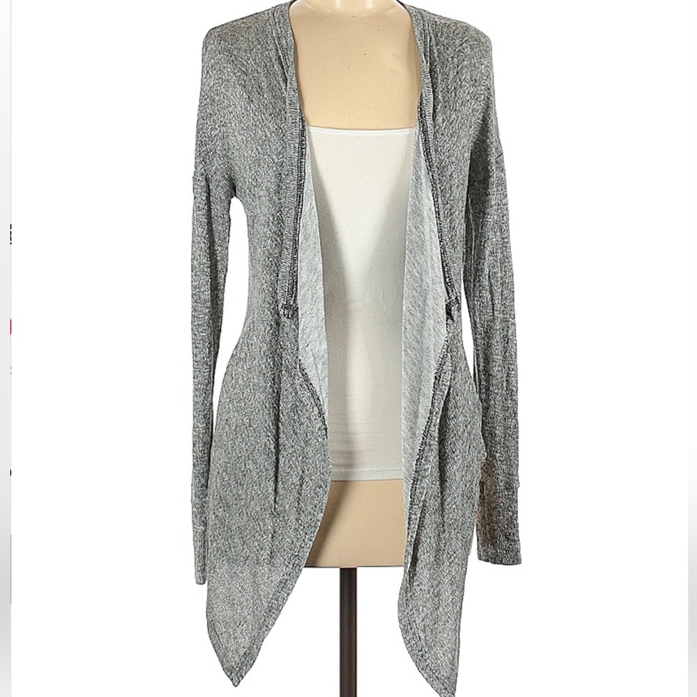 American Eagle Cardigan Size Medium Gray
